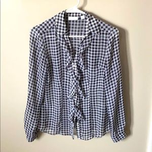 Women’s black and white blouse